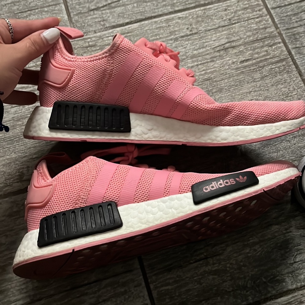 NMD - Picture 2 of 4